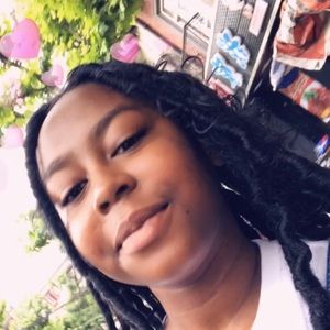 Meet your Posher, Tyra